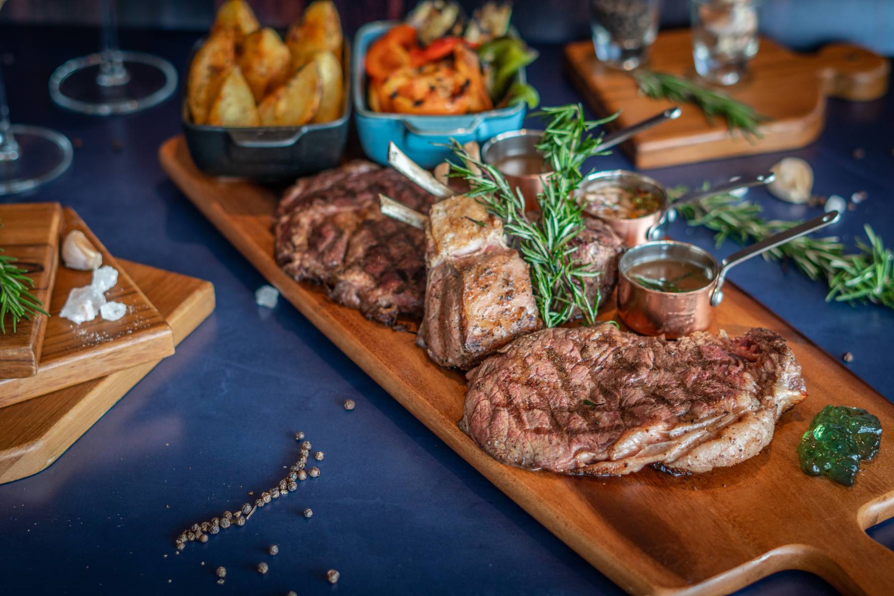 blue-marble-steak-grill-restaurant-%e3%83%96%e3%83%ab%e3%83%bc%e3%83%9e%e3%83%bc%e3%83%96%e3%83%ab-%e3%82%b9%e3%83%86%e3%83%bc%e3%82%ad%ef%bc%86%e3%82%b0%e3%83%aa%e3%83%ab%e3%83%ac%e3%82%b9