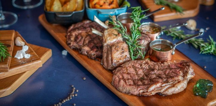 novotel-marina-sriracha-koh-si-chang-offer-diverse-dining-options-2