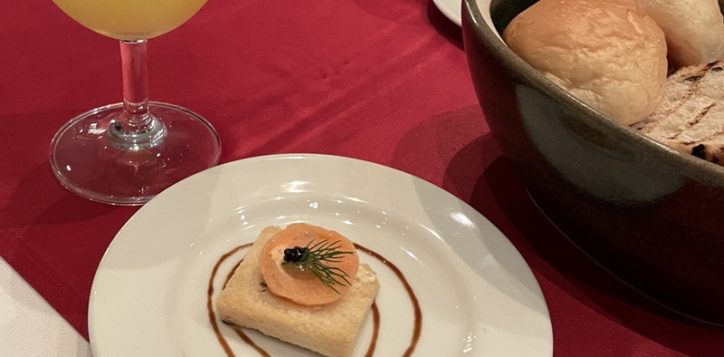 exquisite-desserts-house-made-bread-at-blue-mable-steak-grill-novotel-marina-sriracha-2