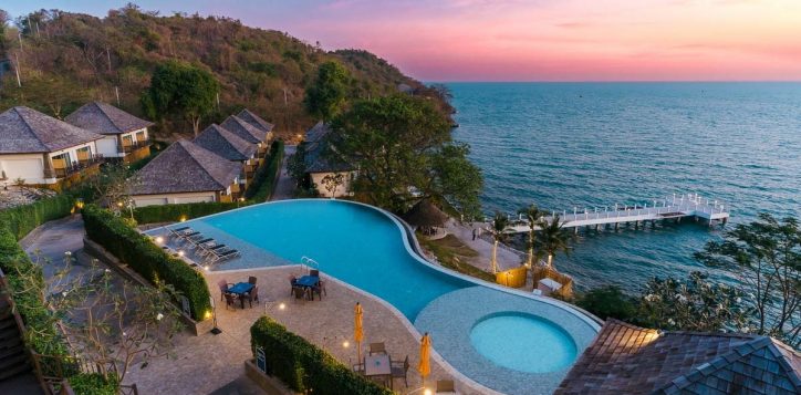 why-koh-si-chang-should-be-your-next-summer-getaway-2