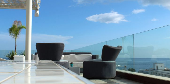 rooftop-bar-%e0%b8%a8%e0%b8%a3%e0%b8%b5%e0%b8%a3%e0%b8%b2%e0%b8%8a%e0%b8%b2%e0%b8%97%e0%b8%b5%e0%b9%88%e0%b9%84%e0%b8%ab%e0%b8%99%e0%b8%94%e0%b8%b5-%e0%b8%a3%e0%b8%a7%e0%b8%a1%e0%b8%a3%e0%b9%89